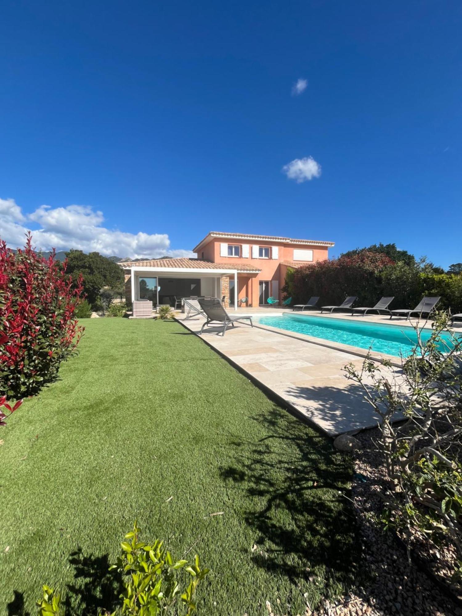 Villa Chez Geraldine Piscine Chauffee, Proche Plage Et Riviere Леччи Экстерьер фото
